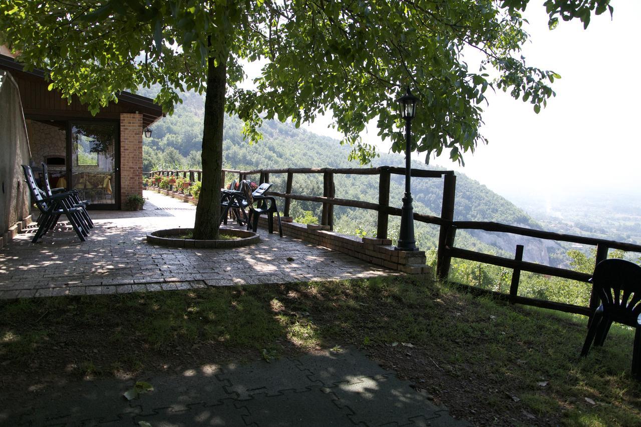 Fattoria Alvaneta Padula Buitenkant foto