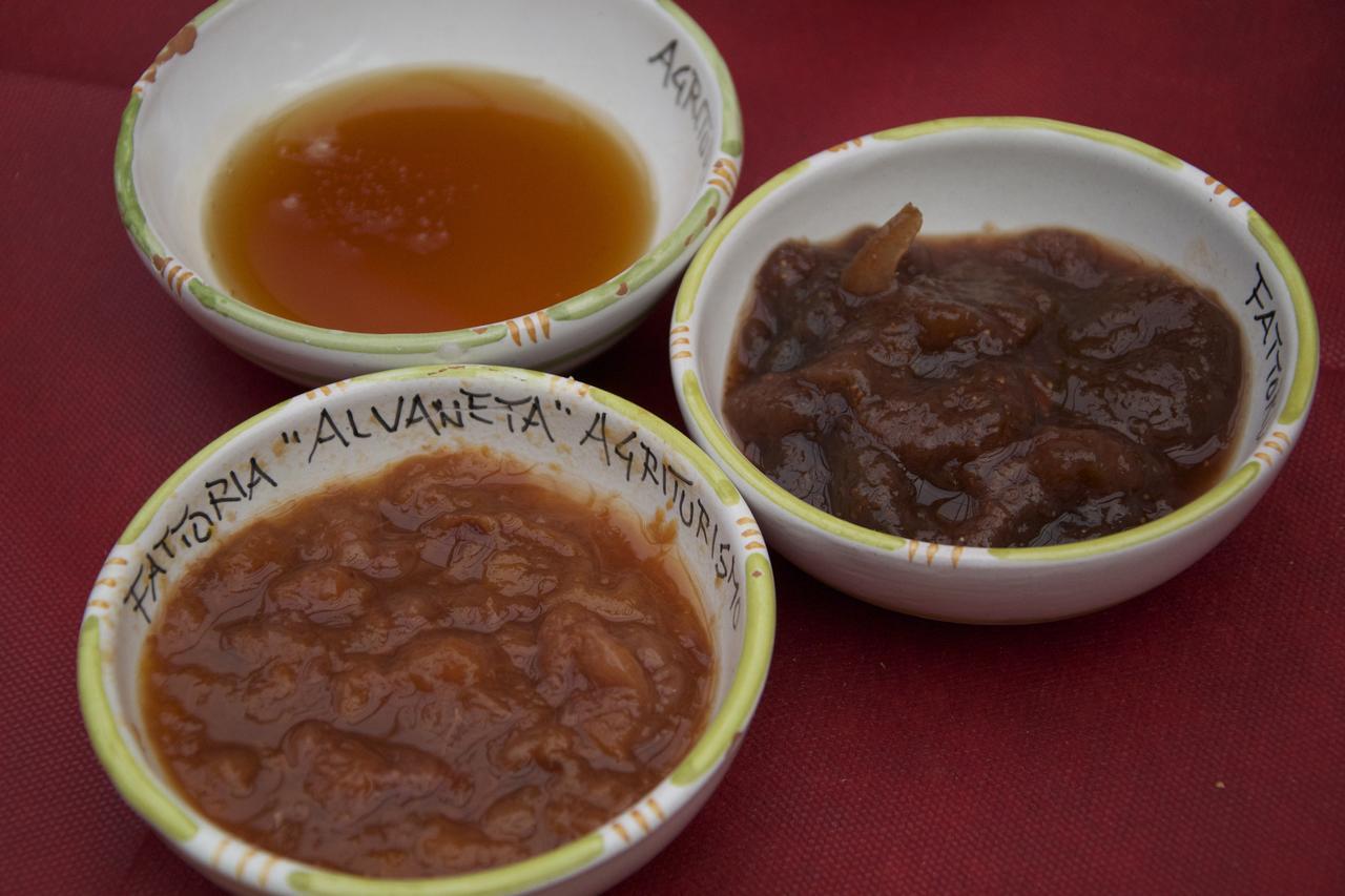 Fattoria Alvaneta Padula Buitenkant foto